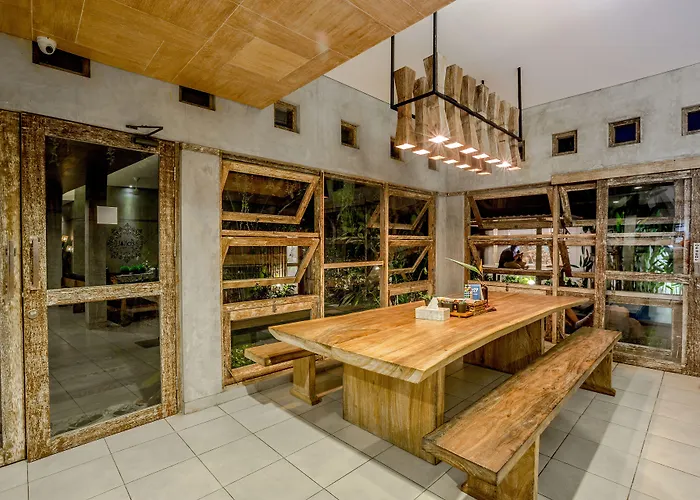 Lokal Bali Hostel